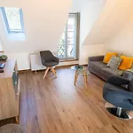 Appartement Erasmus 1901 *