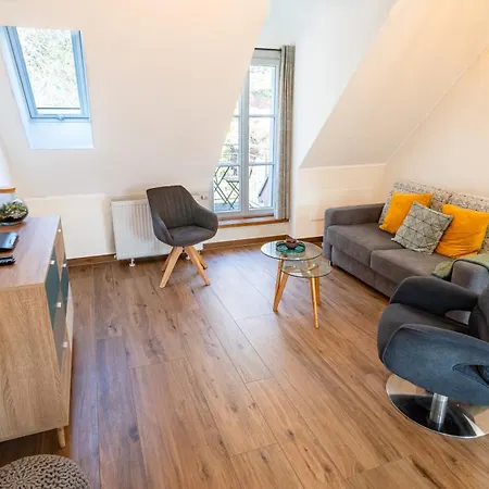 Apartman Erasmus 1901 *