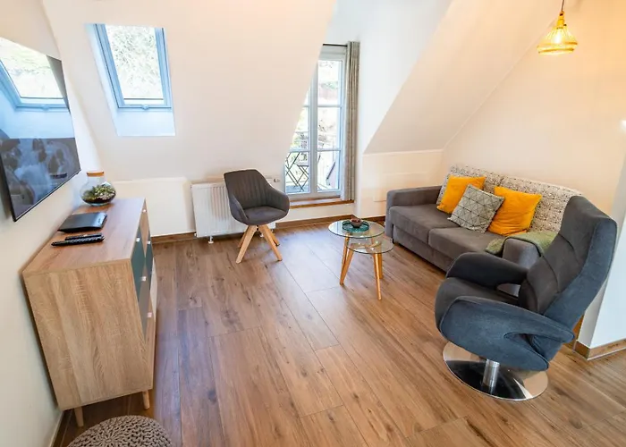 Apartment Erasmus 1901 *