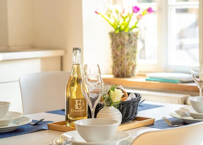 Erasmus 1901 Apartment *