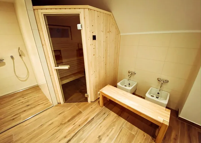 Erasmus 1901 Apartament *